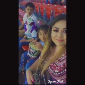 Meet your Posher, Rafael